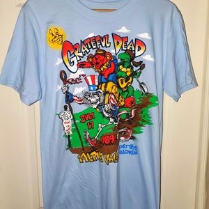 Grateful Dead t-shirt
